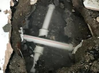 广宁阳台漏水维修公司为您分享楼上楼下漏水怎么处理